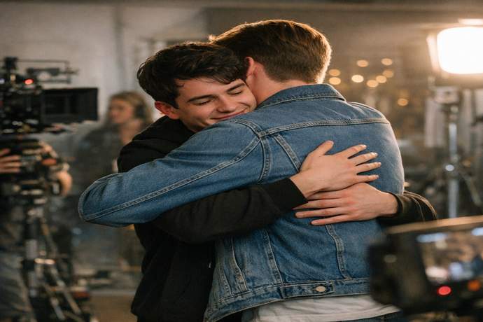 Heartstopper Forever: First Photos Show Charlie & Nick Reunited — But Change Is Coming